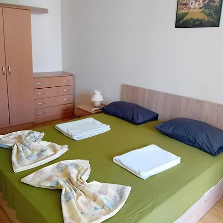 двустаен във виго панорама Nessebar