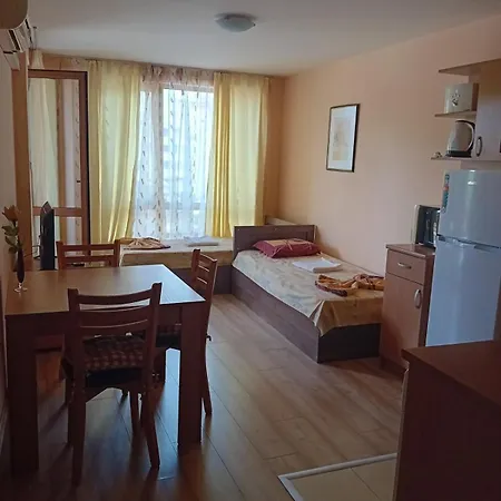 двустаен във виго панорама Apartment Nessebar